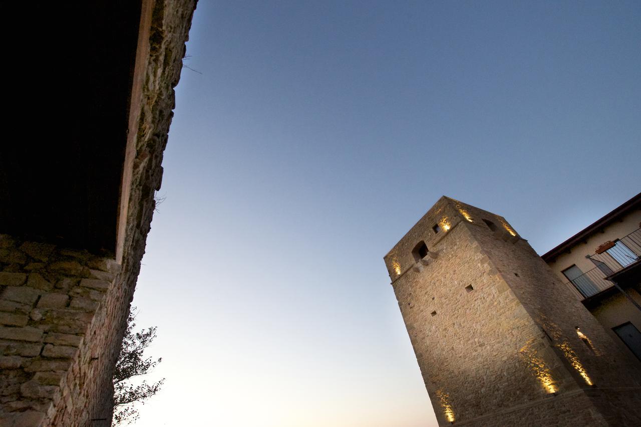 Torre Della Loggia - Dimora Storica - Ortona Bed & Breakfast Ngoại thất bức ảnh